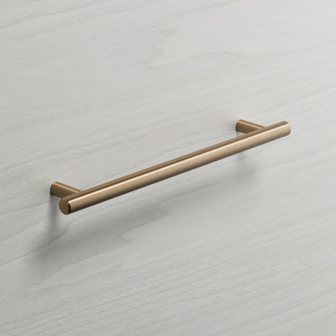 6319961ebc5a9cb67a2eaf61 Bar Pull Long Matte Gold