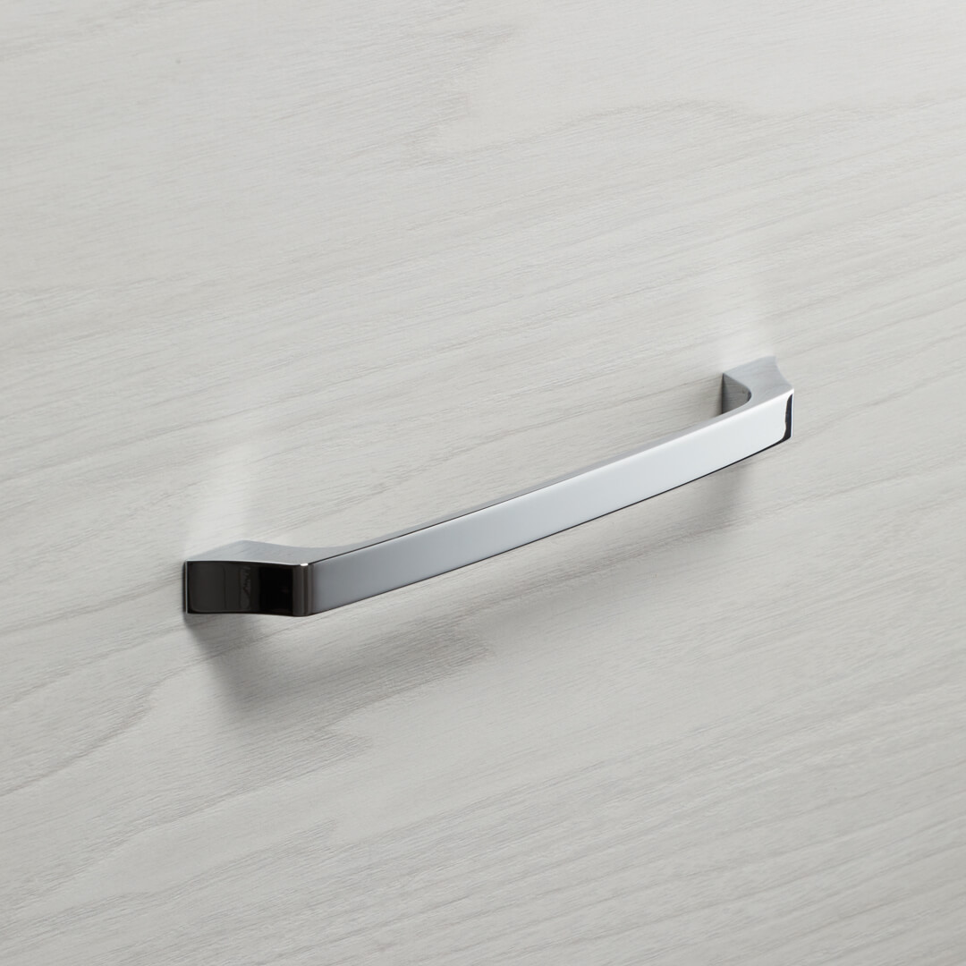 63199a24ca64f374e3a24da7 Elite Arched Pull Chrome